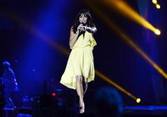 Raquel del Rosario desafió a la suerte y vistiéndose de amarillo